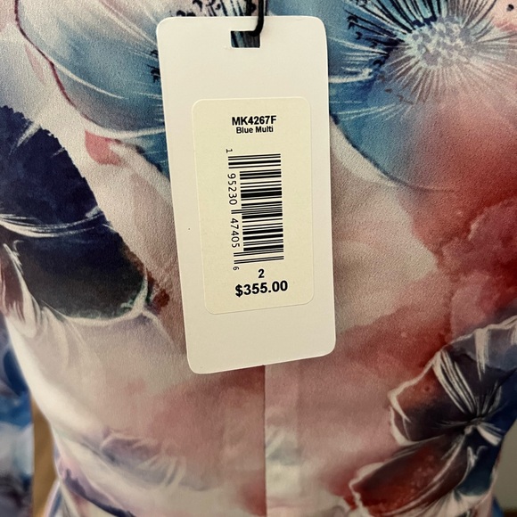 One33 Social
Floral-Print Ruffled Mini Dress - Picture 3 of 6